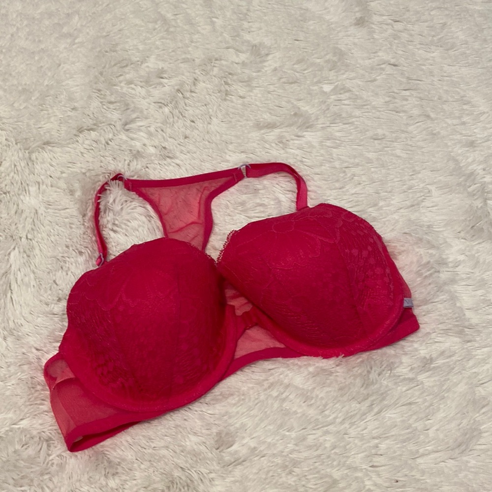 💄Victoria’s Secret Razor Back Demi Bra